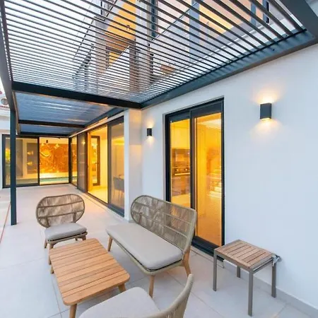 Villa Bling Excellence - Macthless With Indoor Swimpool In Hisaroenue Fethiye